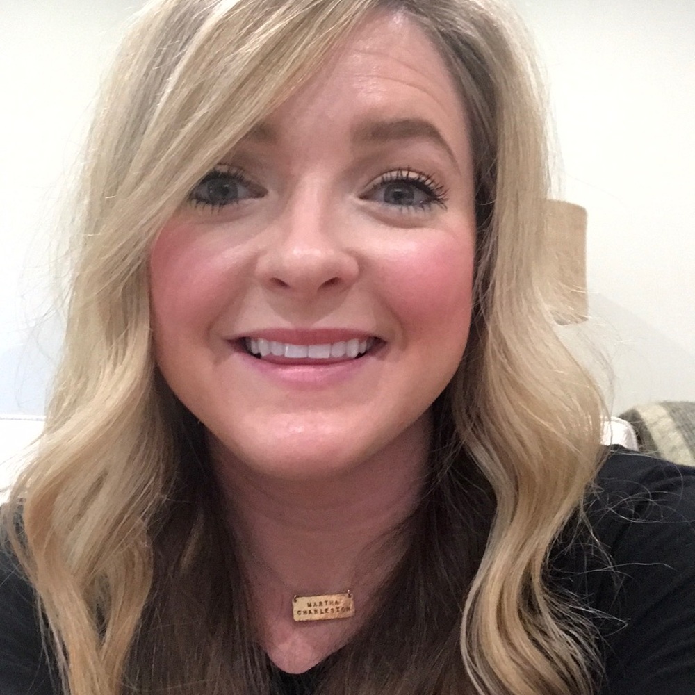 Meet your Posher, Caitlin